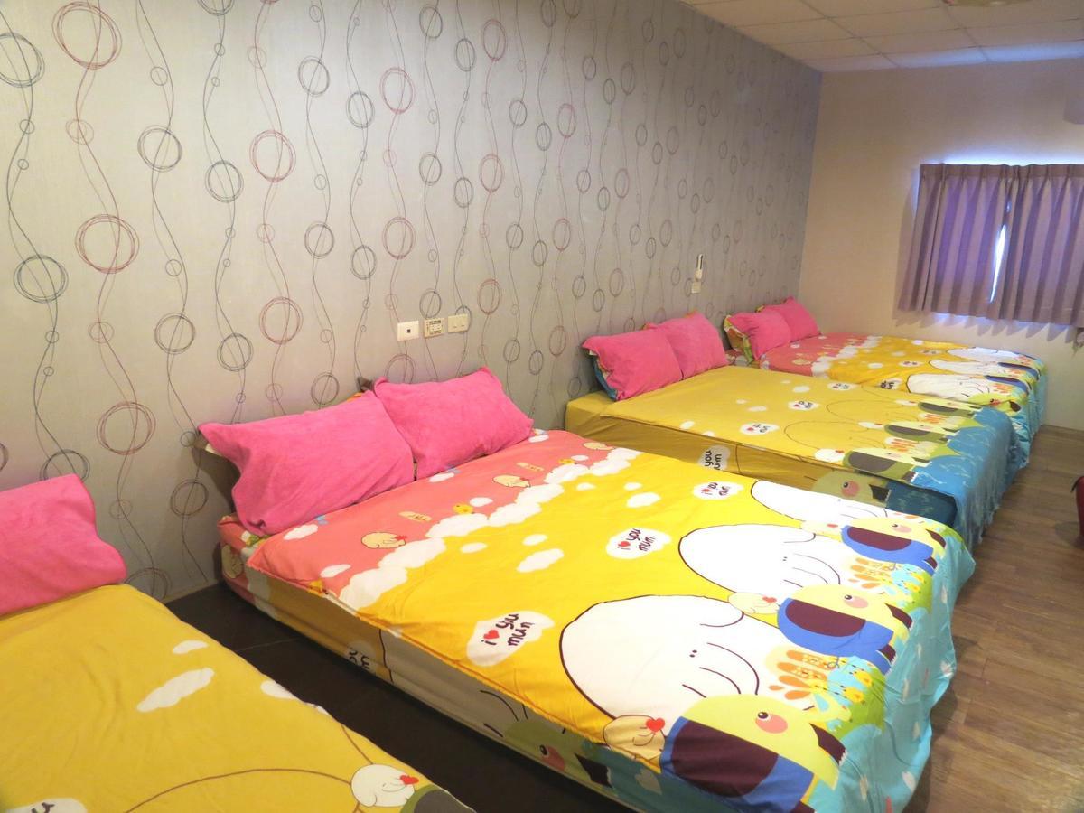 Smile Baby Hotel Luodong Exterior photo